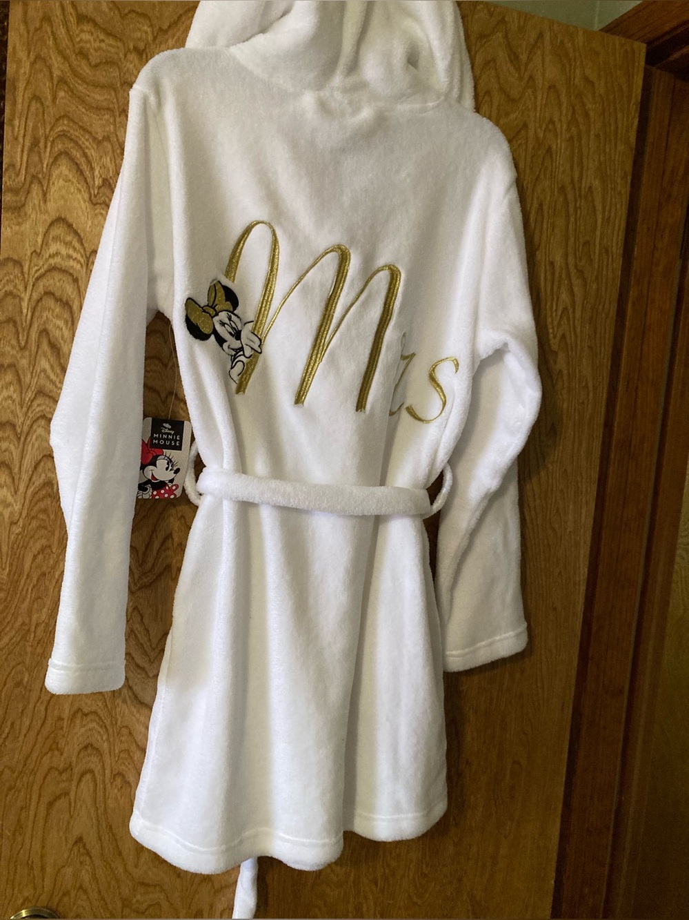 Disney Minnie Mouse bridal robe